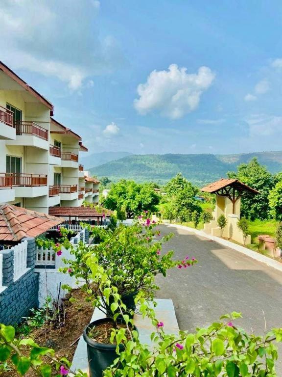 La Mira Casa Karjat Villa Exterior photo