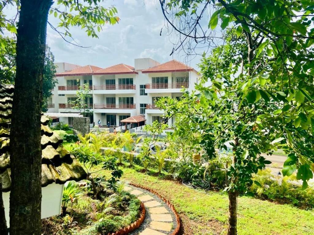 La Mira Casa Karjat Villa Exterior photo